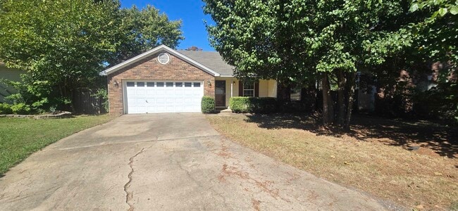 Building Photo - 2009 Cedarwood Cove