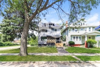 Building Photo - 181 Massachusetts St