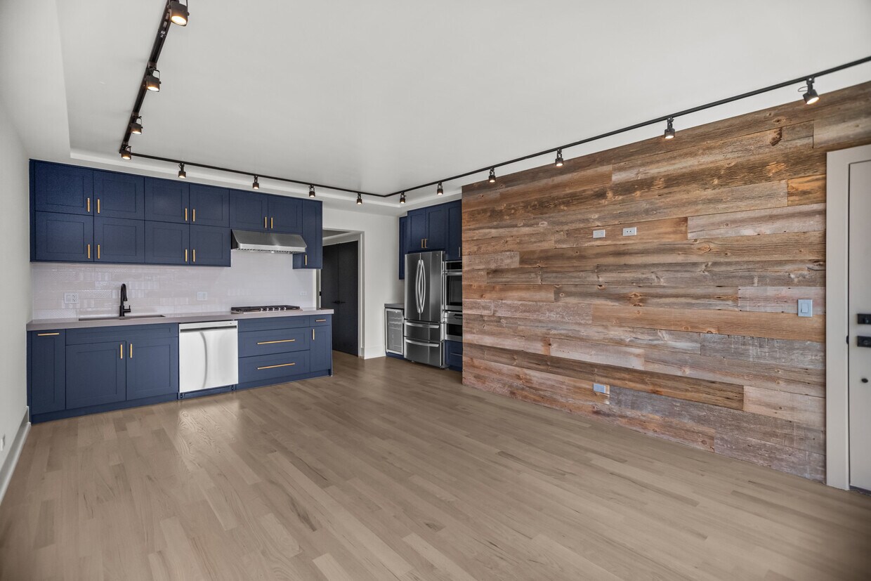 Foto principal - 6556 S Minerva Ave