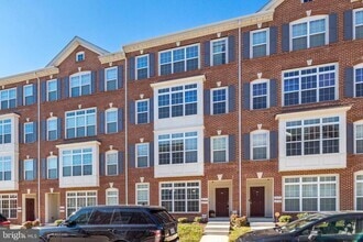 Building Photo - 22753 Verde Gate Terrace
