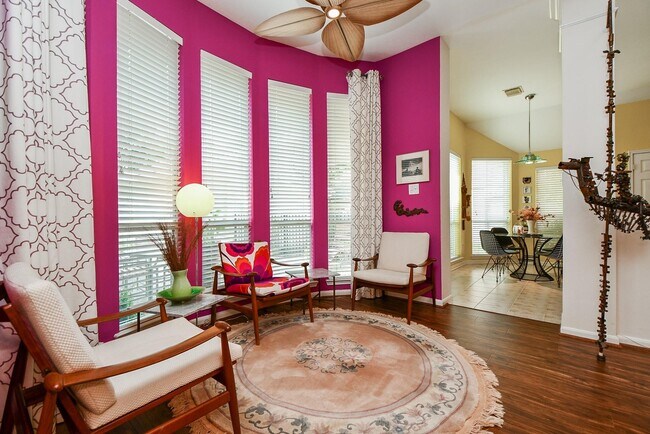 Foto del edificio - 1211 Magnolia Woods Ct