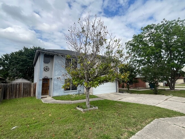 Building Photo - 6635 Beech Trail, Converse, TX. 78109