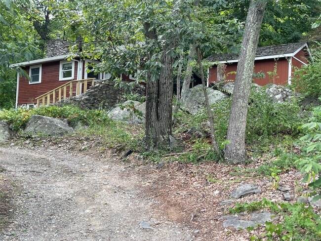 Building Photo - 7 Blueberry Hill