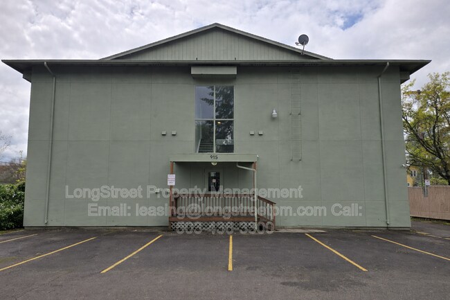 Foto del edificio - 915 SW Adams Ave