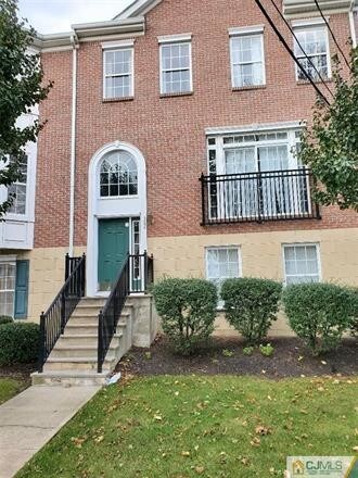 Building Photo - 382 Fayette St
