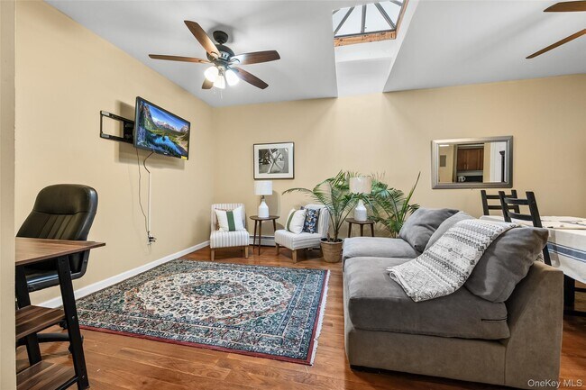 Foto del edificio - 611 Linwood St