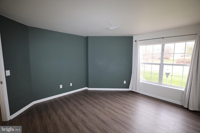 Building Photo - 45090 Brae Terrace