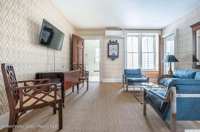 Foto del edificio - 613 Warren St