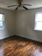 Building Photo - 215 Bibro up stairs