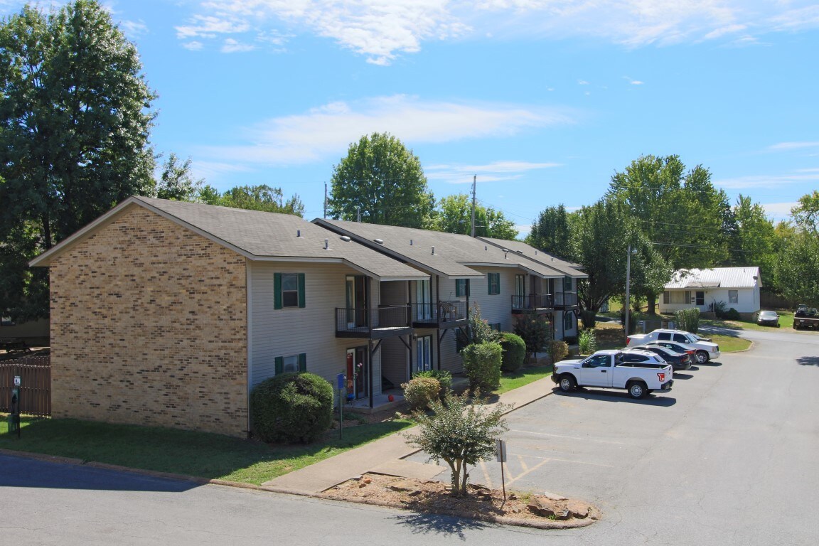 2501 Case St Unit 06, Batesville, AR 72501 Apartment for Rent in