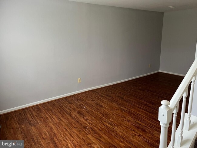 Building Photo - 9505 Hagel Cir