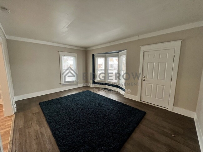 Building Photo - 719 Stocking Ave NW