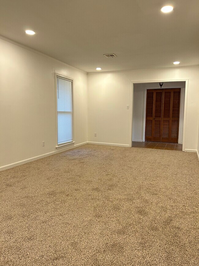 Sala de estar - 3737 Hunting Creek Rd