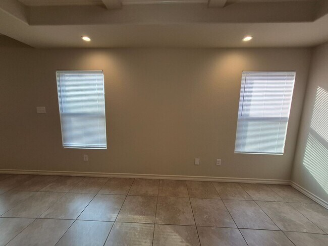 Foto del edificio - 6003 Karly Way