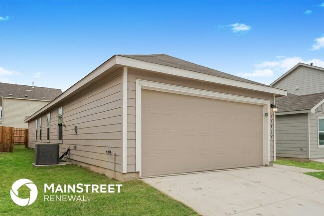 Foto del edificio - 13827 Goat Cv