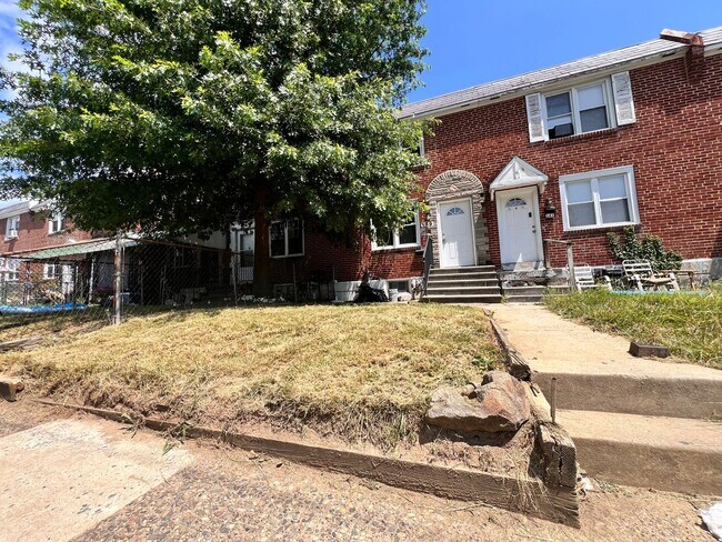 Building Photo - Newly Renovated Classic Chester Home with ...