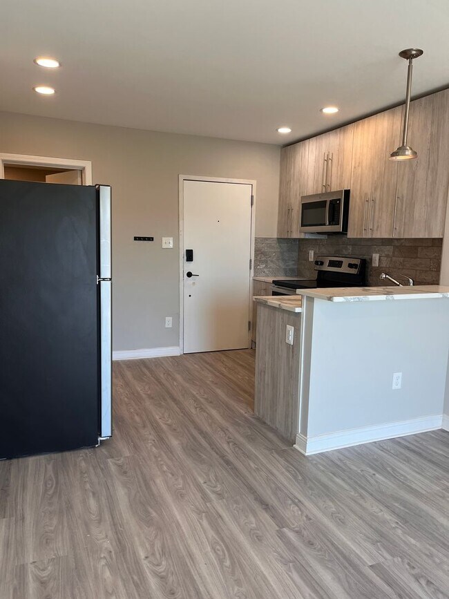 Building Photo - Ventnor Beach Lofts