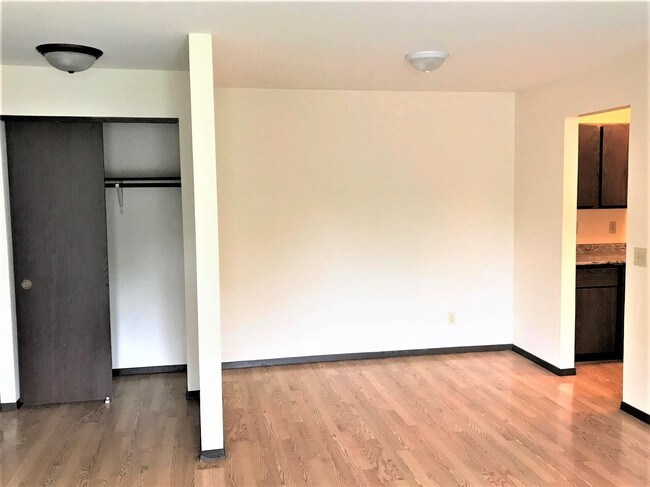 Foto del edificio - 4510 Thurston Ln