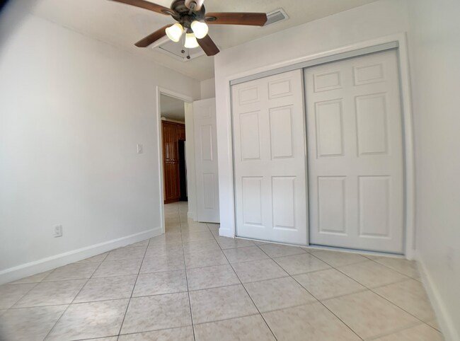 Building Photo - 6411 W 22nd Ct