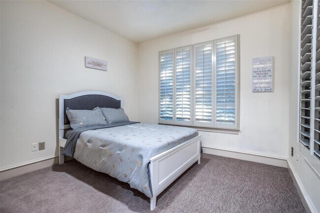 Building Photo - 13641 Cobblestone Dr