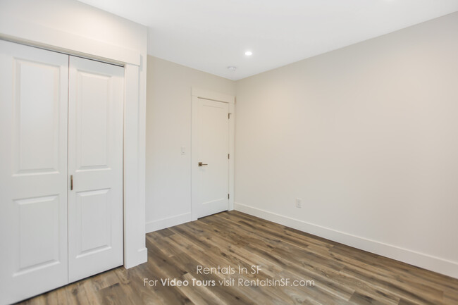 Building Photo - 633 Masson Ave
