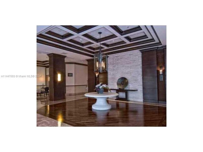 Building Photo - 3600 Yacht Club Dr