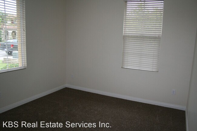Building Photo - 4 br, 2 bath House - 10324 Sharktooth Peak Dr