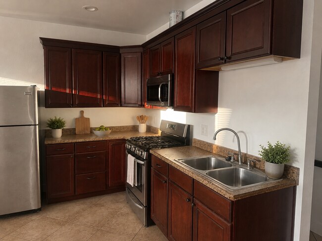 Foto del edificio - 2200 Island Ave