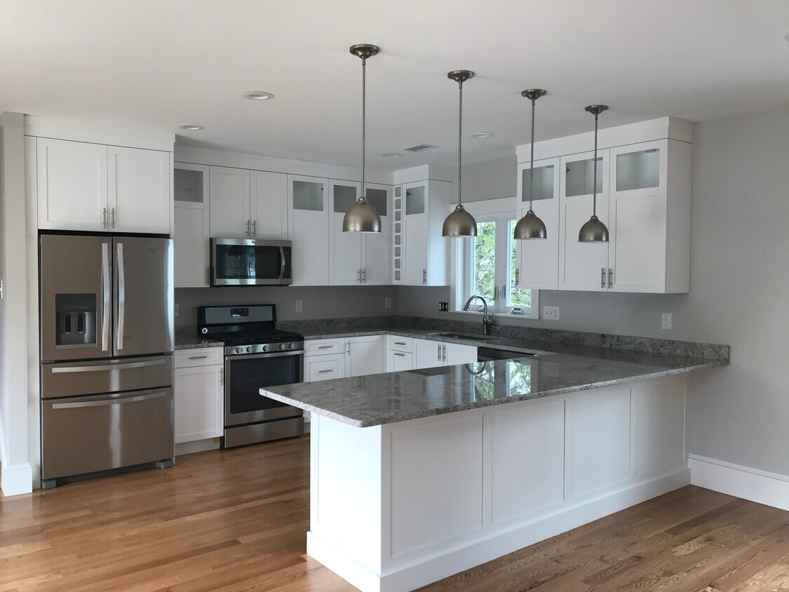 Kitchen - 134 Parsons St