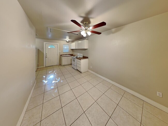 Foto del edificio - 3932 Locke Ave