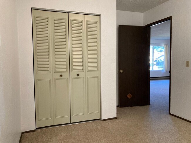 Foto del edificio - 2 br, 1 bath House - 841 NE Johnson St