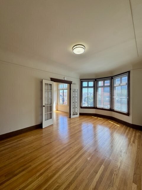 Primary Photo - 405 6th Ave