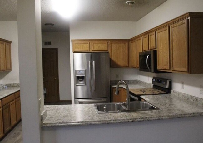 Foto del edificio - 6804 Pine Crest Trail S