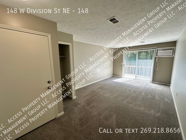 Foto del edificio - 148 W Division St NE