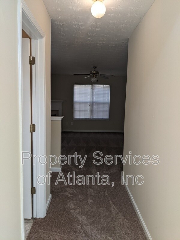 Building Photo - 416 Townsend Bend