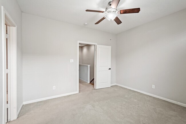 Foto del edificio - 2429 Beall St