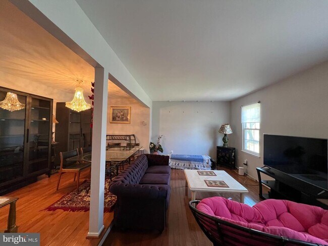 Foto del edificio - 15939 Yukon Ln
