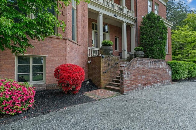 Foto del edificio - 434 Bellevue Ave
