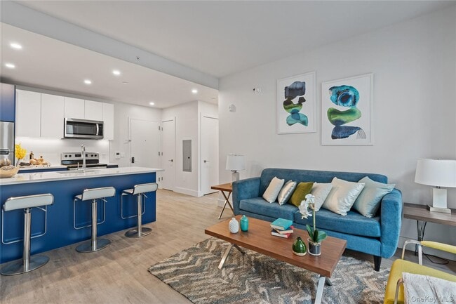 Building Photo - 40 Westchester Pl