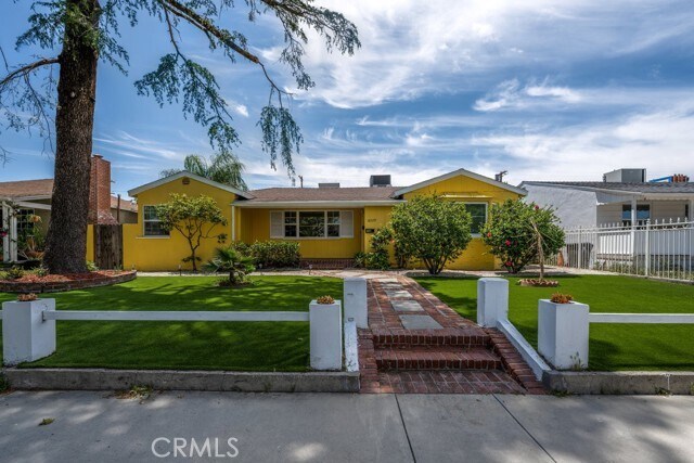 Foto del edificio - 6229 Agnes Ave