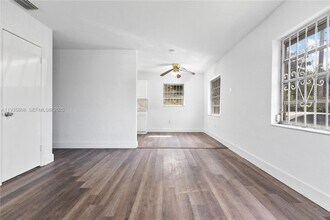 Building Photo - 4201 NW 25th Ave