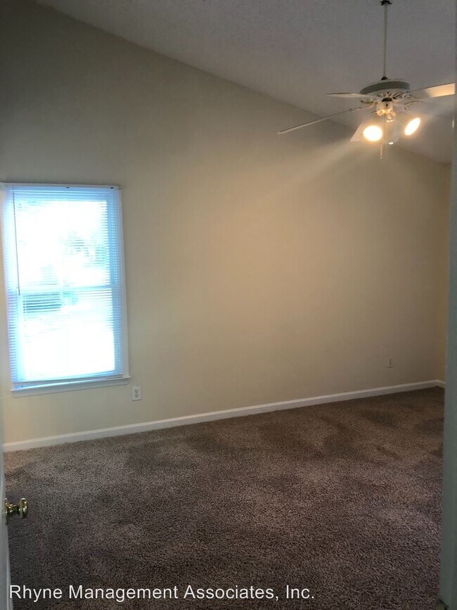 Building Photo - 3 br, 2 bath House - 5500 Supreme Drive