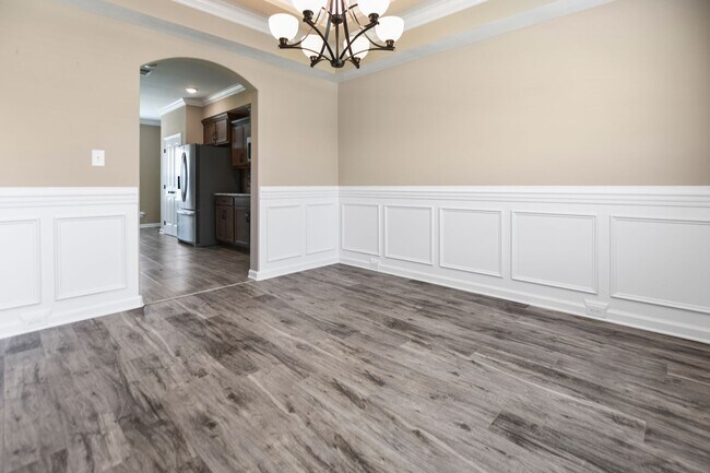 Foto del edificio - Pet Friendly Four Bedroom!
