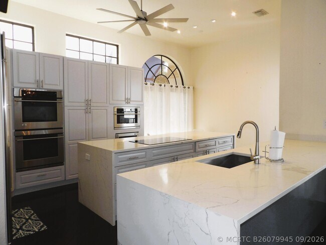 Foto del edificio - 13348 Mangrove Isle Dr