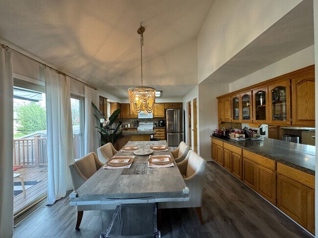 Foto del edificio - Home For Rent!