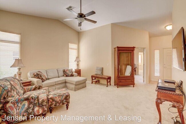 Building Photo - 2 br, 2 bath House - 4372 South Kiva Hill ...