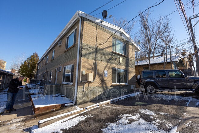 Building Photo - 23 N Clarkson St