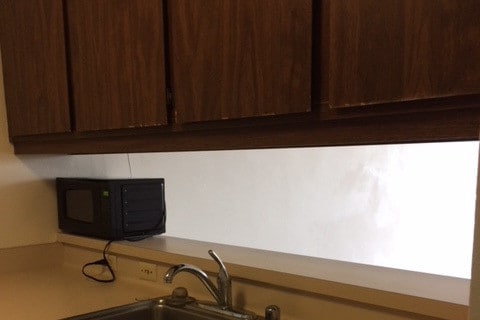 Kitchen sink - 98-500 Koauka Loop