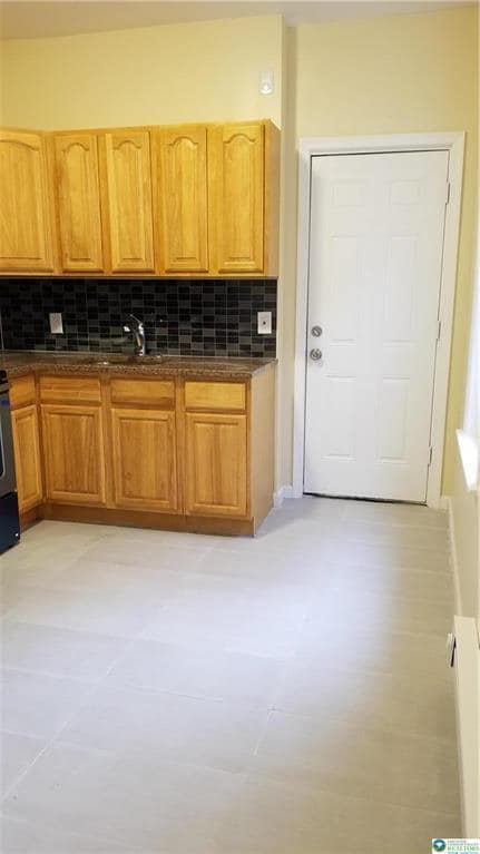 Building Photo - 1218 W Turner St