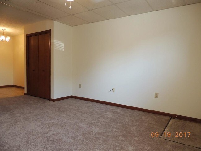 Building Photo - 116 Marshall Lane #2